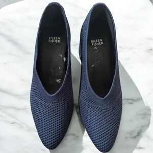 EILEEN FISHER Women's 'Gabby' Navy Blue Knit/Suede Block Heel Pumps (8)